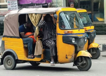 Unknown Gunmen stab driver, snatch tricycle in Port Harcourt