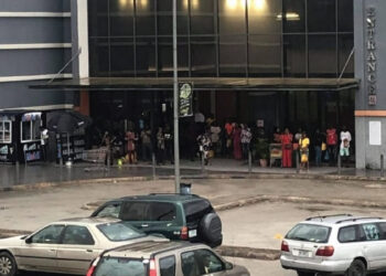 Soldiers Lock-Up Customers Inside Abia Mall Over Missing Money