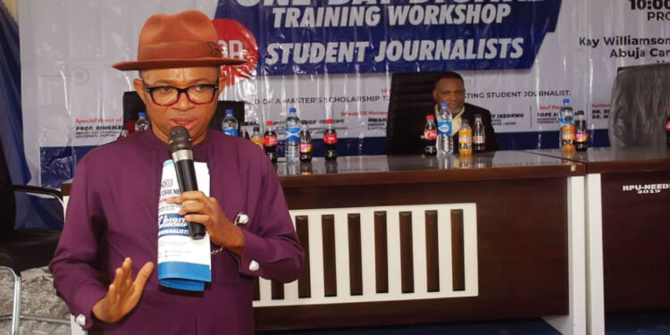 Photo News| Dr. Sunny Mbazie, Giving The Vote of Thanks At The End of Metro Network News Free Digital Training Workshop In UNIPORT
