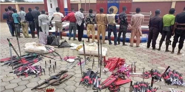 Ondo Amotekun Intercepts 3 Buses With 18 Bandits, 500 Guns, Weapons, Heading To South East