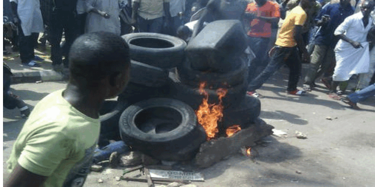 FCT: Mob Set Ablaze Security Guard Over Alleged Blasphemy