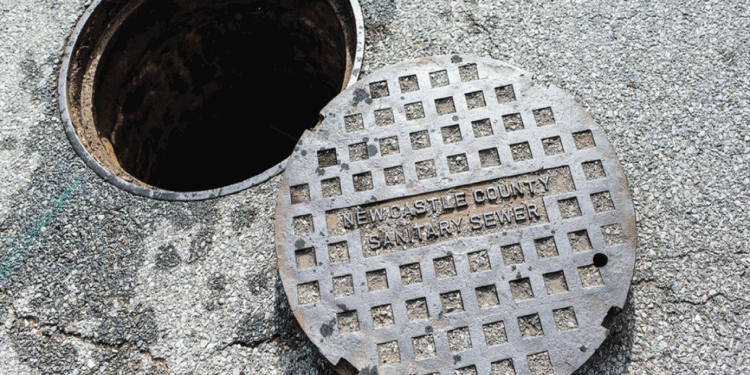 Six-Year-Old Boy Falls Into Manhole￼