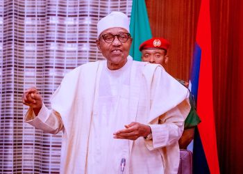 Buhari asks for 7 days to resolve cash crunch