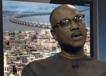 Tinubu’s classmate at chicago university testifies they graduated together