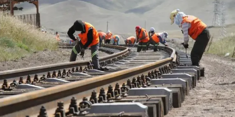 Minister frowns at slow pace of work on Port Harcourt-Maiduguri railway project by CCECC