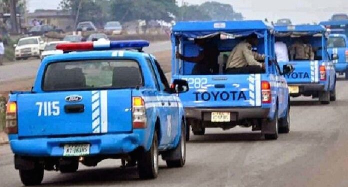 Road safety officer shot by suspected robbers