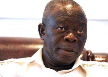 Netizens rebuke Oshiomhole for mocking the Obasekis as barren couple at 60