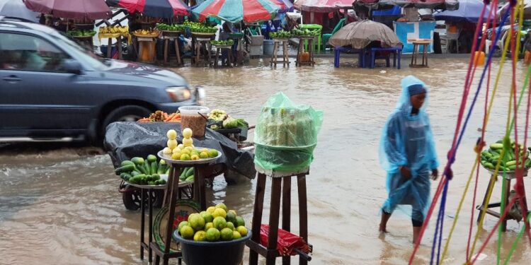 Port Harcourt flooded after downpour