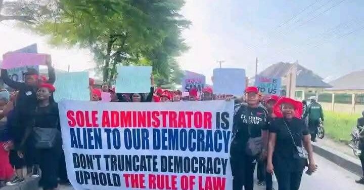 Despite Ibas warning, Rivers women continue protest as amnesty int’l advises govt