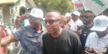 Sowore accuses police of firing ‘poisonous’ gas to disperse protesters at National Assembly, alleges two people collapsed