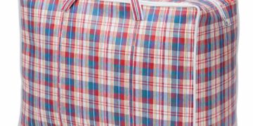 Hisbah officers arrest man hiding in ‘ghana-must-go’ bag at married woman’s house