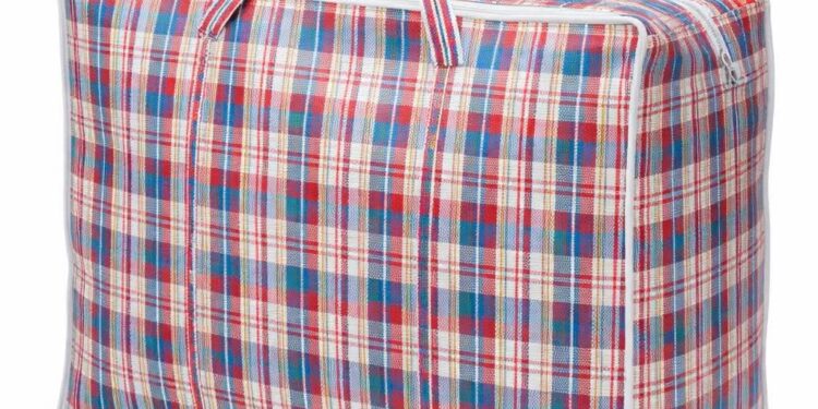 Hisbah officers arrest man hiding in ‘ghana-must-go’ bag at married woman’s house