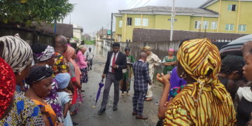 Rivers: Flood disrupts sunday worship as RCCG members hold service on street